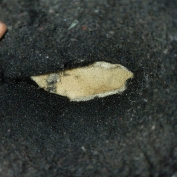 UGG CLASSIC II SHORT BLACK GLITTER GIRLS 4 FAUX FUR LINED PULL ON WINTER BOOTS - Picture 3 of 13